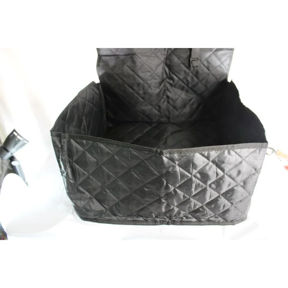 Dog Car Seat Black Quilted Medium in Package 89278